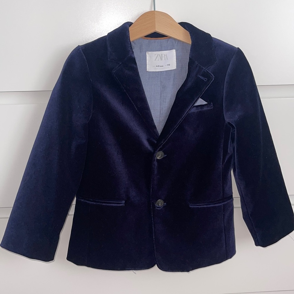 Boys velvet blazer